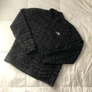 The North Face puffer insulated jacket. Size large